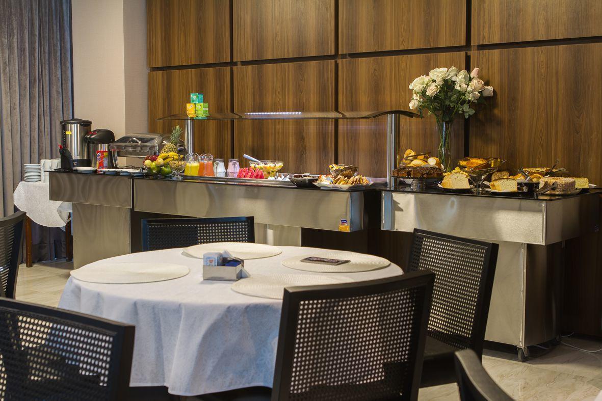 Itacolomi Hotel Picarras Luaran gambar